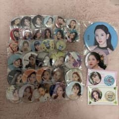 TWICE ナヨン 缶バッジセット - メルカリ