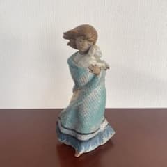 LLADRO リヤドロ 『 やっと会えた仔羊 』 置物 - メルカリ