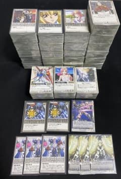 ガンダムウォーカード 白 まとめ売り ⑪約2500枚 十字勲章 など - メルカリ