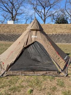 訳あり luxe（ルクセ） メガホーンⅢシェルター ワンポールテント