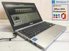 ASUS E210MA 11.6型/SSD/NumberPa/Office - メルカリ