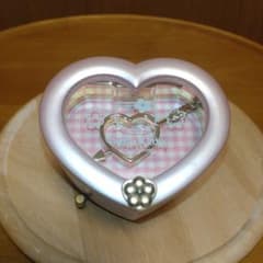 サンリオ ハローキティ ジュエリーBOXオルゴール - メルカリ