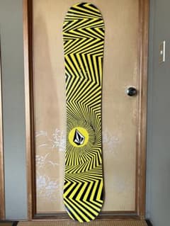 Volcom Snowboard GiGi 154 ボルコム ギギ - メルカリ