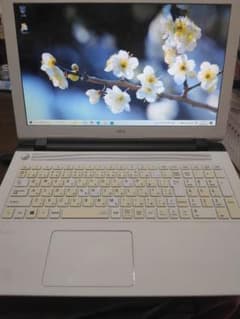 真っ白、MicrosoftOffice2021,一太郎他便利なアプリ入ってます - メルカリ