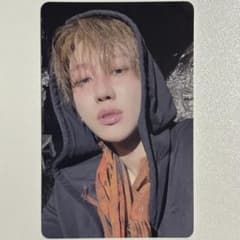 HAPPY BURSTDAY yizhiyu 北京 ミンハオ トレカ - メルカリ