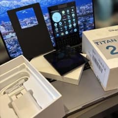 Unihertz Titan 2｜Root｜予備画面付 - メルカリ