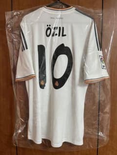 エジル ユニフォーム レアルマドリード 13-14 - メルカリ