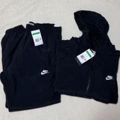 NIKE 新品セットアップ 品番上FB8619-010下F88617-010 - メルカリ