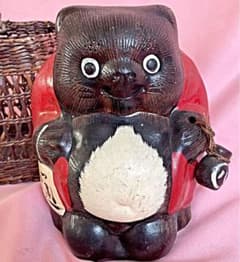 縁起物 信楽焼 赤いちゃんちゃんこ たぬき 八相縁喜 商売繁盛 家内安全