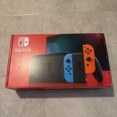 Switch本体とカセット4つセットです♪ 動作良好です。 - メルカリ
