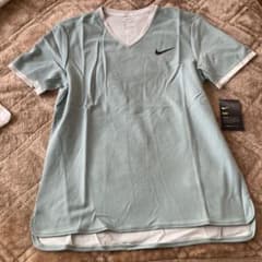 Nike Dri-FIT フェデラー モデル ライトブルー Vネックゲームシャツ