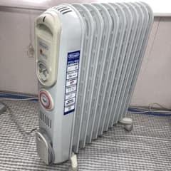 デロンギ 社製 オイル密閉式ラジエター型ヒーター V551115EFS 伊製