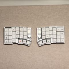 m44755387124_1.jpg?1764172097