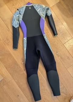 Hurley セミドライ 5/3mm レディース（SMサイズ程度） - メルカリ