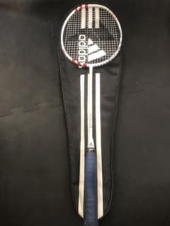 アディダス バドミントンラケット P350 - メルカリ