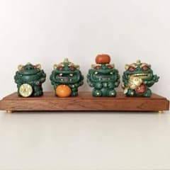 縁起物‪☆徳化白磁作家 監修/貔貅（ひきゅう）4体セット 木製台座‬