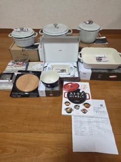 ストウブ鍋 福袋 10点セット おまけ付き - メルカリ