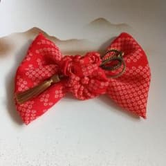 七五三No.91】りぼん花②金房飾り（朱赤☓鹿の子文様） - メルカリ