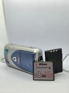 スマホ転送OK】ニコン Nikon COOLPIX E2500 デジタルカメラ - メルカリ