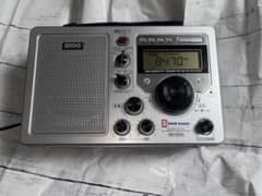 美品】ANDO 高感度5バンドラジオ ER4-330SA 電源コード付 - メルカリ