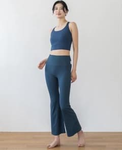 LAVA☆SUKALA☆ベーシックリブフレアパンツ☆S☆新品未使用 - メルカリ