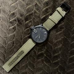 激レアモデル NIXON クロニクル THE CHRONICLE - メルカリ