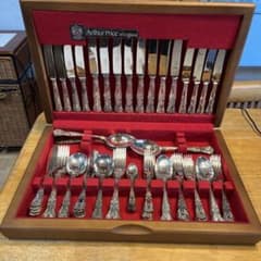 アーサープライス 8人用カトラリーセット 74本 - メルカリ