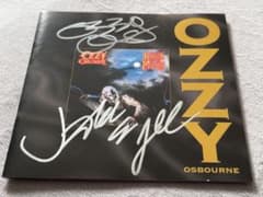 レアOzzy Osbourne jake e leeサインCDオジーオズボーン - メルカリ