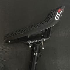 スノウ様専用 ロックフィッシュ GTR カーボンサドル - メルカリ