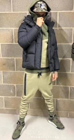 central cee愛用 NIKE テックフリース セットアップS レッド | Shop at