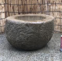 天然自然石・水鉢・縁先手水鉢・蹲】庭石オブジェ置物箱庭ガーデニング