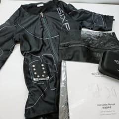 ほぼ未使用品☀シックスパッド パワースーツ トップ ベルト - メルカリ