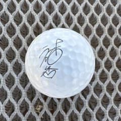大人気 安田祐香 女子プロゴルファー Z-STAR ダイヤ サイン入りボール