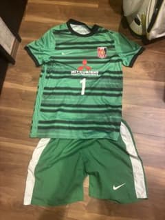 浦和レッズ gkトレーニングマッチユニフォームNike サッカーウェア