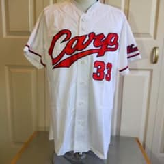 広島東洋カープ菊池涼介選手ユニフォーム背番号33直筆サイン入りサイズ