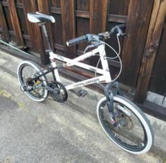 m69350887776_1.jpg?1716190289