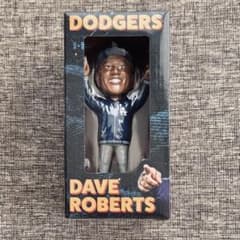 k*i様 【未開封・非売品】球場配布 ドジャース ロバーツ監督
