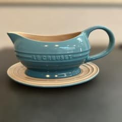 LE CREUSET 青 ソースグレイターとプレートセット - メルカリ