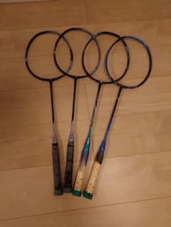 バドミントンラケット4本セット ジャンク AST55×2 NF700 VOLFB - メルカリ