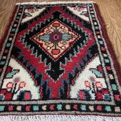 トライバルラグ ハマダン産 本物 ペルシャ絨毯 手織りサイズ 39/53cm