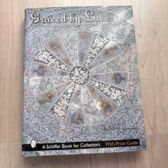 洋書】Graced by Lace: アンティークリネンとレースのガイド - メルカリ