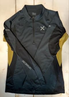 Montura ハーフジップ ハイネックシャツ M グレー/ゴールド - メルカリ