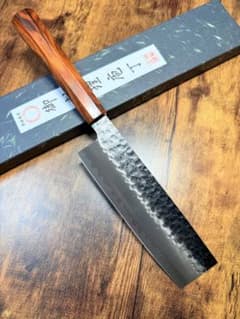 義弘作 菜切 包丁 黒打 ステンレス AUS-8A 山脇刃物 紫檀八角柄 - メルカリ