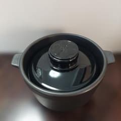 福岡市南区お引き取り限定】有田焼 究極のごはん鍋 HACHI - メルカリ