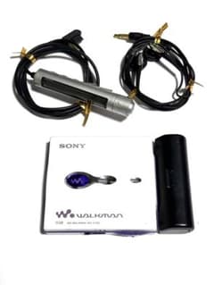 SONY MDウォークマン MZ-E700 動作品 乾電池ケース付き - メルカリ
