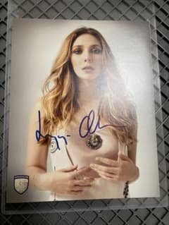 エリザベスオルセン 直筆サイン ワンダ スカーレットウィッチ - メルカリ