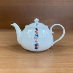 伊万里焼 畑萬陶苑：鍋島 帯桜・橘文 菊割ポット☆ - メルカリ