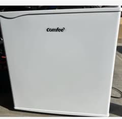 早い者勝ち 美品 2025年製 comfee 45L 冷蔵庫 RCD45WHE - メルカリ