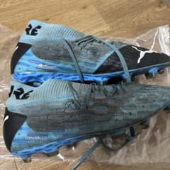 激レア！スアレス 実使用 スパイク バルセロナ - メルカリ