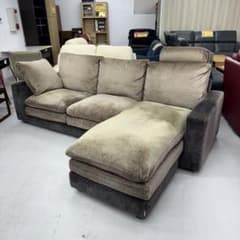 お買い得‼️】定価数十万♪ フツーラ 237cm幅3人掛けカウチソファ